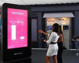 Aerva Interactivity for Clear Channel France at the University of MEDEF